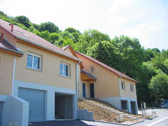 00305-00001-00000-00000_02