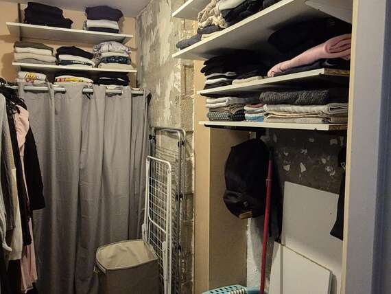 915c8da1-fd20-4bf4-8976-40478e73e866